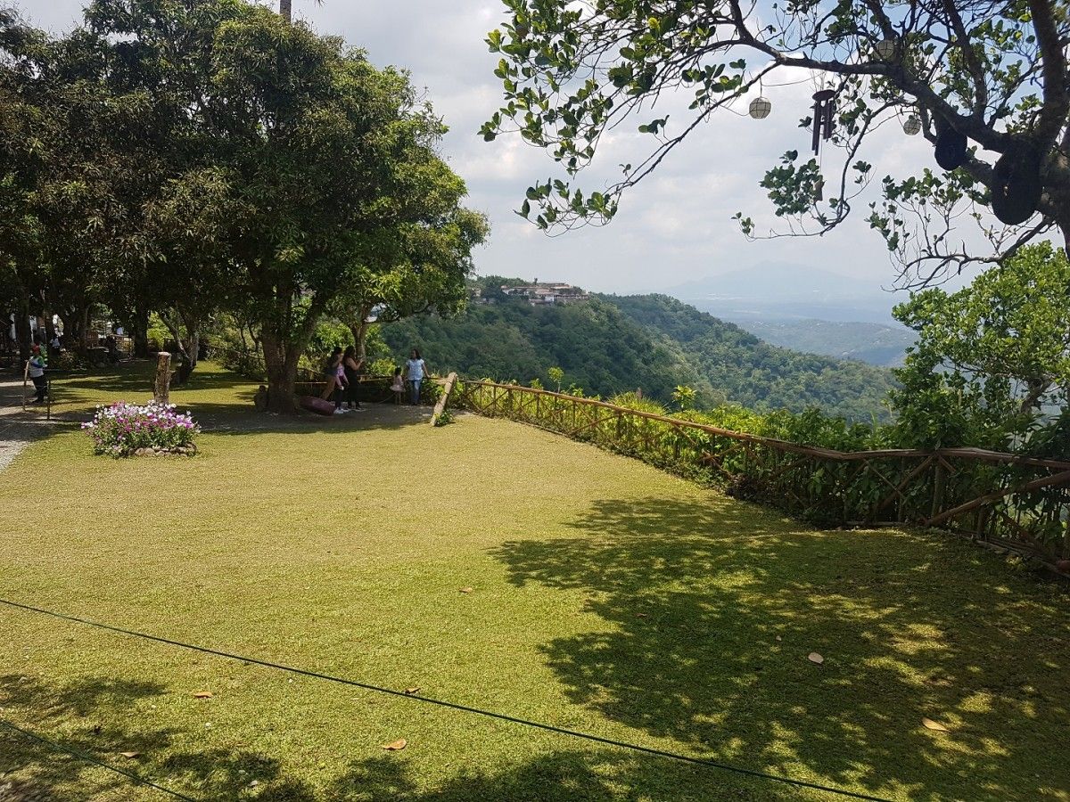 Kainan sa Kubo, Tagaytay