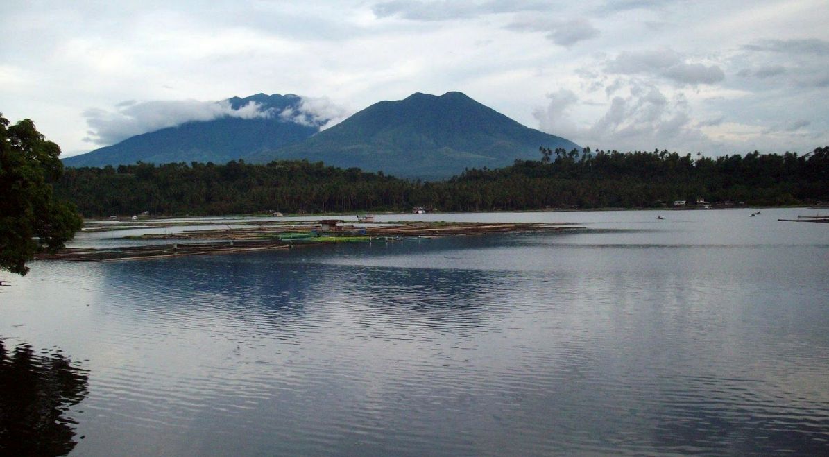 The Seven Lakes of San Pablo